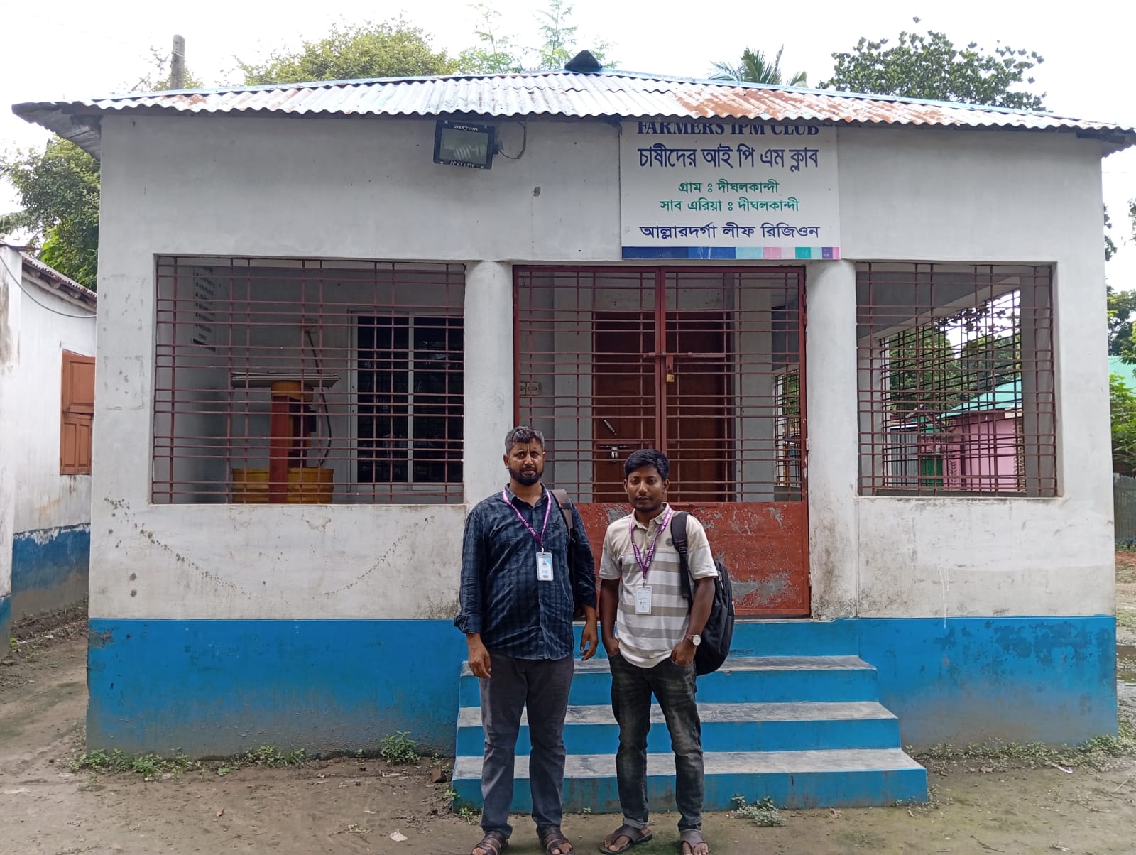 In Tetulbaria Union, Gangni Upazila, Meherpur District, an enumerator engages with a tobacco farmer, unveiling the pulse of rural livelihoods for CRD’s Benchmark Study